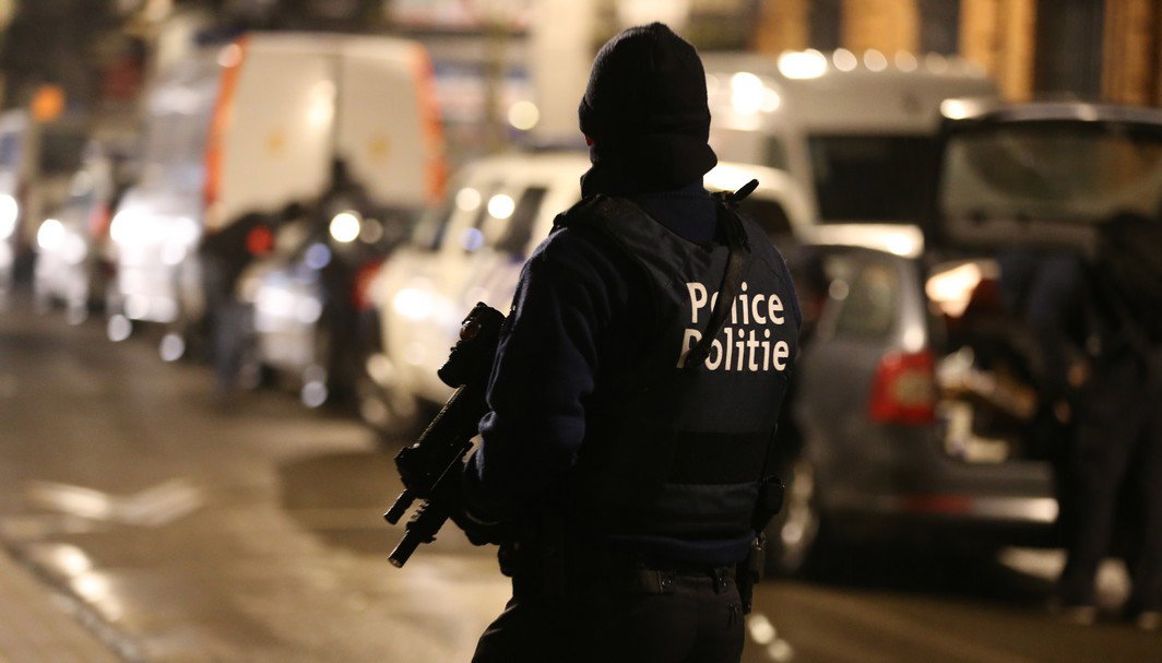 Illustration picture shows the scene of a police action, on Thursday 24 March 2016, in Schaerbeek / Schaarbeek, Brussels. On Tuesday 22 March, two bombs exploded in the departure hall of Brussels Airport and another one in the Maelbeek - Maalbeek subway station, which made around 31 deadly victims and 250 injured people in total. ISIL (Islamic State of Iraq and the Levant - Daesh) claimed responsibility for these attacks. BELGA PHOTO NICOLAS MAETERLINCK