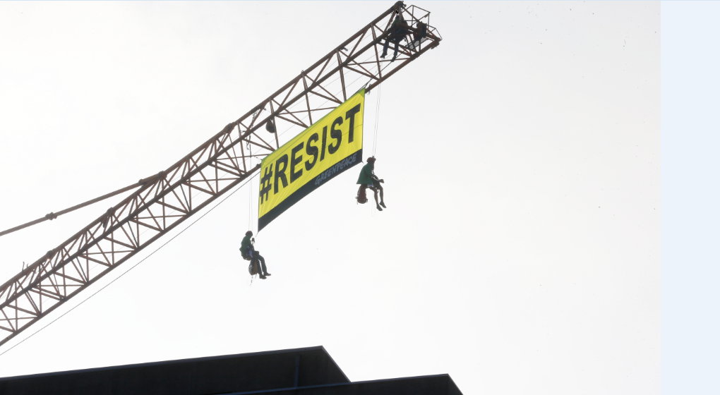 greenpeace_action_anti_trump