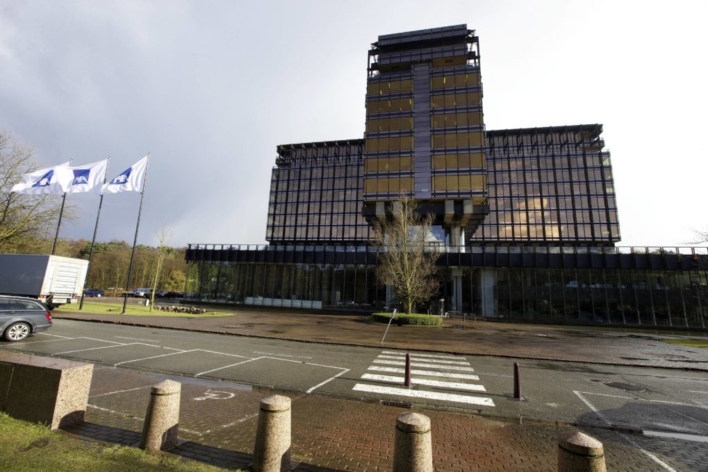 20140221 - BRUSSELS, BELGIUM: Illustration picture shows the Axa bank headquarters in Brussels on Friday 21 February 2014. Axa bank has announced it will cut 148 full time jobs in the next three years. BELGA PHOTO NICOLAS MAETERLINCK