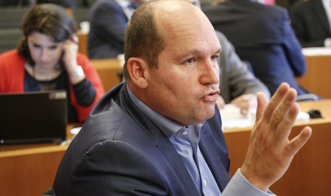 PS' head of group, Philippe Close pictured during a session of the commission on European Affairs of the parliament of Brussels Region in Brussels, Monday 24 October 2016. The CETA agreement between Europe and the Canada will be discused. BELGA PHOTO THIERRY ROGE