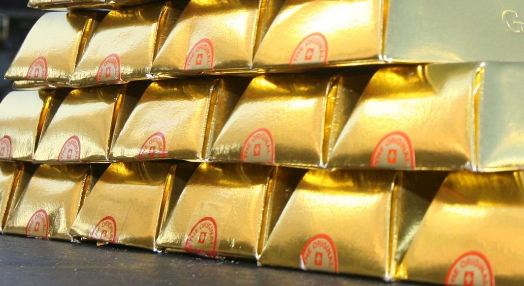 20060825 - BRUSSELS, BELGIUM: Illustration picture shows the gold blocks of Golden League during the Memorial Van Damme IAAF Golden League athletics meeting, Friday 25 August 2006 in Brussels.  BELGA PHOTO BOUCAU - LALMAND - LEFOUR