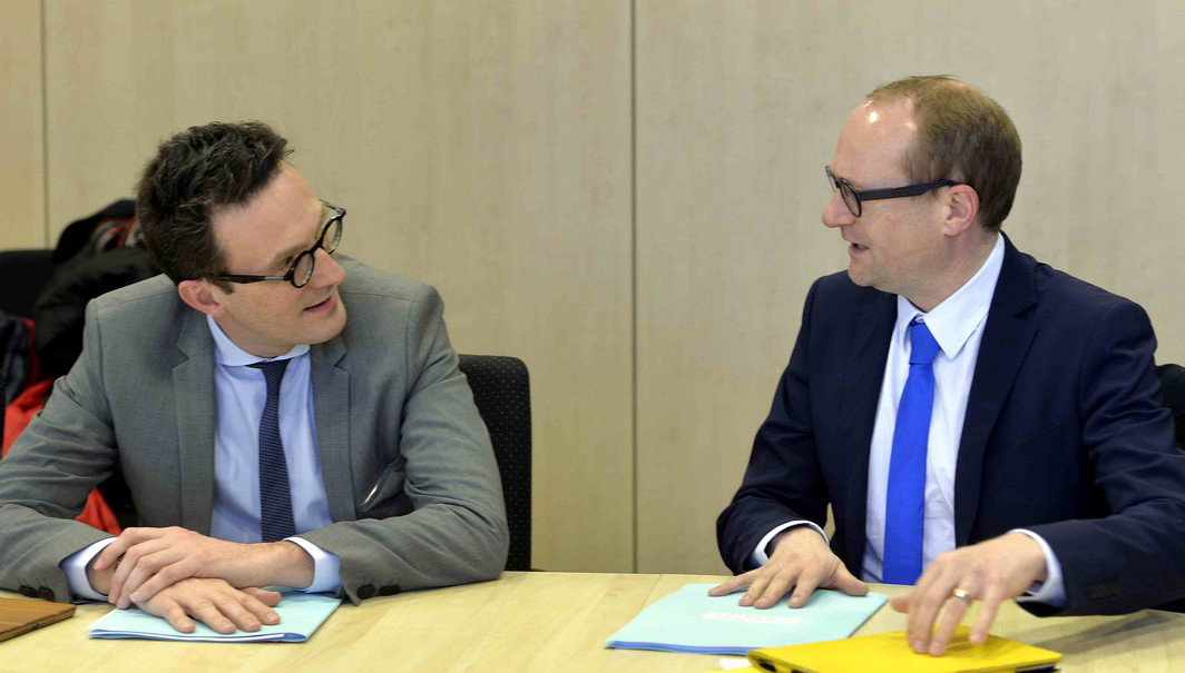 Brussels region Minister of Transport, Public works and taxi policy Pascal Smet and Flemish Minister of Mobility, Public Works, Flemish municipalities around Brussels, Animal Welfare Ben Weyts pictured during a meeting on mobility and the GEN - RER train network in the Brussels region, at the invitation of Federal mobility minister, Friday 26 February 2016 in Brussels. BELGA PHOTO ERIC LALMAND