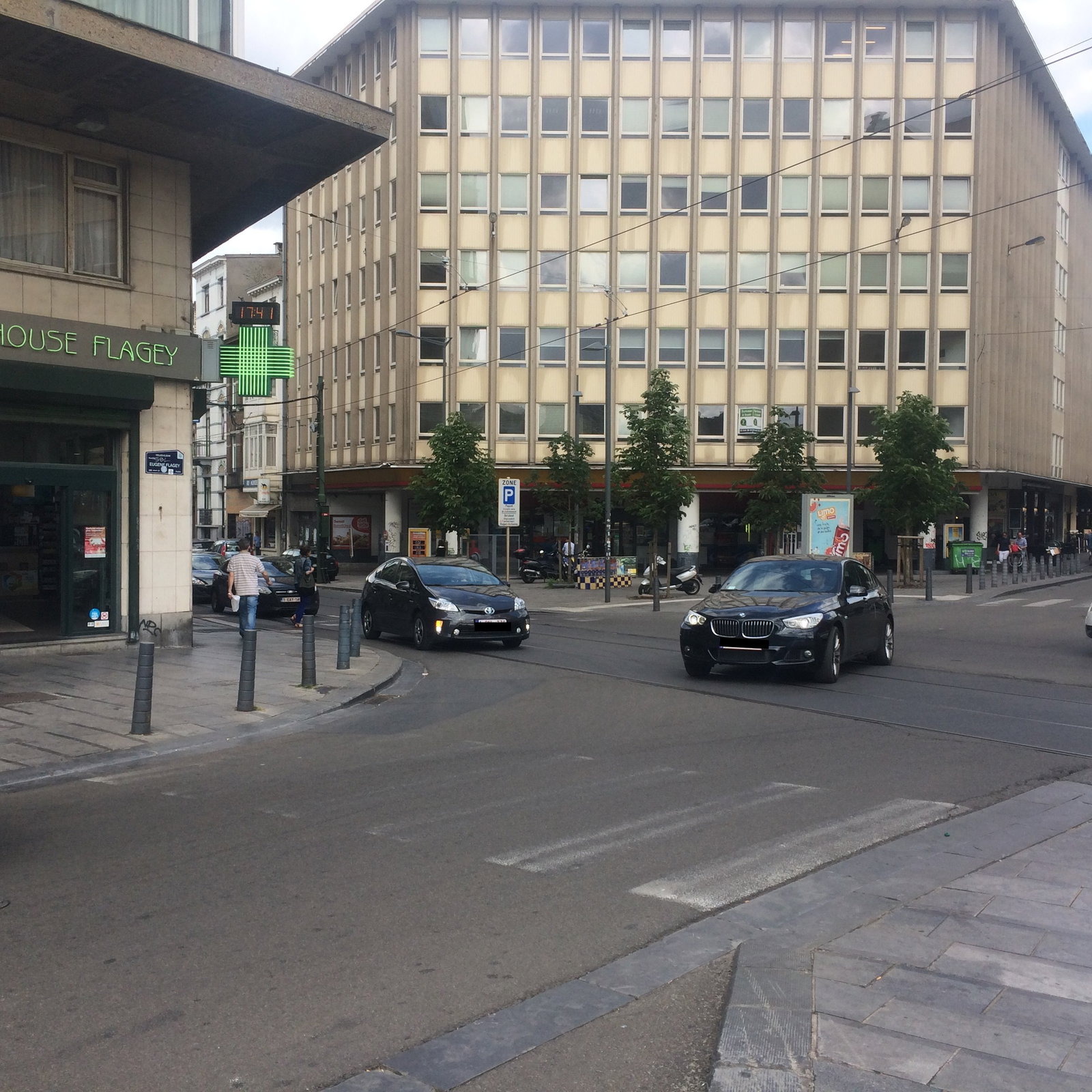 Place Flagey 1