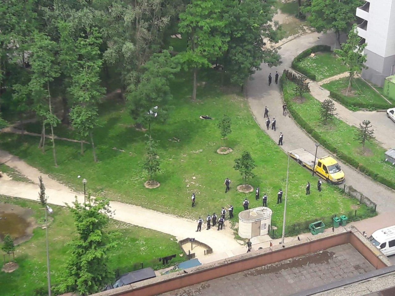 Action au Parc Maximilien pour déloger quelque 150 migrants - BX1