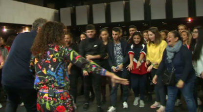 Une centaine de jeunes comédiens coachés par Nawell Madani
