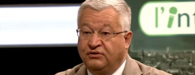 Guy Vanhengel à propos de la réduction d'élus néerlandophones dans l'émission "L'interview" sur BX1