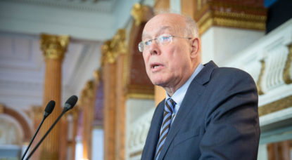 Charles Picqué (PS) à propos du décumul de mandats - BX1