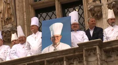 Pierre Romeyer - Balcon Grand Place Bruxelles Hommage - BX1