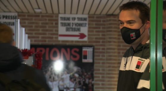 Michaël Marcou, team manager du RWDM dans les couloirs du stade.