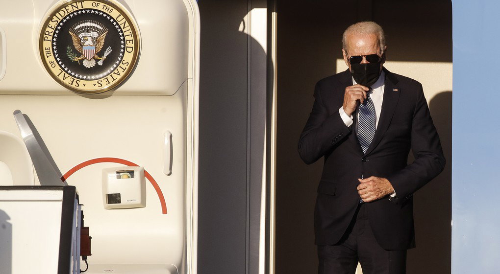 Joe Biden Air Force One Président États-Unis - Belga Pool Olivier Hoslet