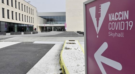 Skyhall Brussels Airport Centre de Vaccination Covid-19 - Belga Dirk Waem