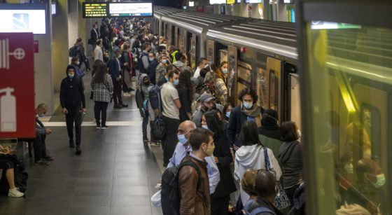 Métro De Brouckère Foule Grève Stib - Belga Hatim Kaghat