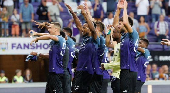 Joie Joueurs RSC Anderlecht Lyon - Belga Kurt Desplenter