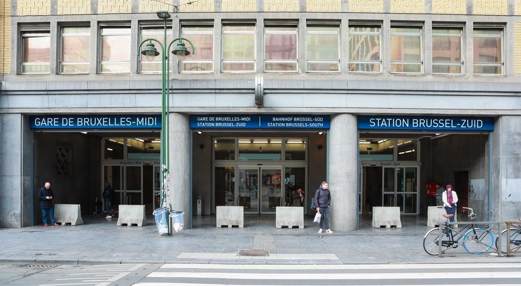 Quartier Gare du Midi Bruxelles-Midi Entrée - Belga Paul-Henri Verlooy