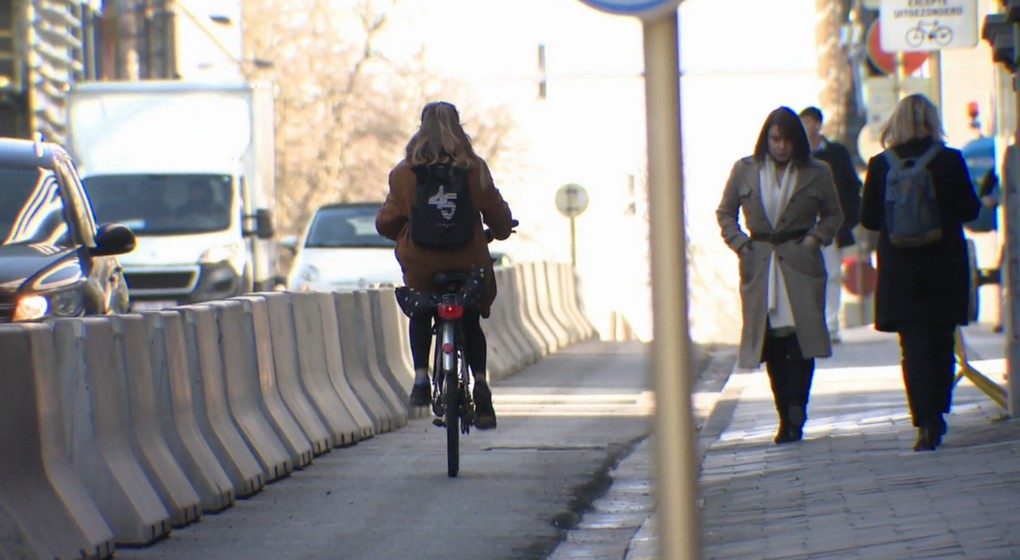 Piste cyclable Rue Belliard - Capture BX1