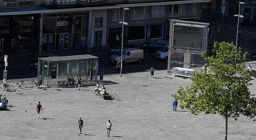 Écran géant Place Flagey Ixelles - Belga Laurie Dieffembacq
