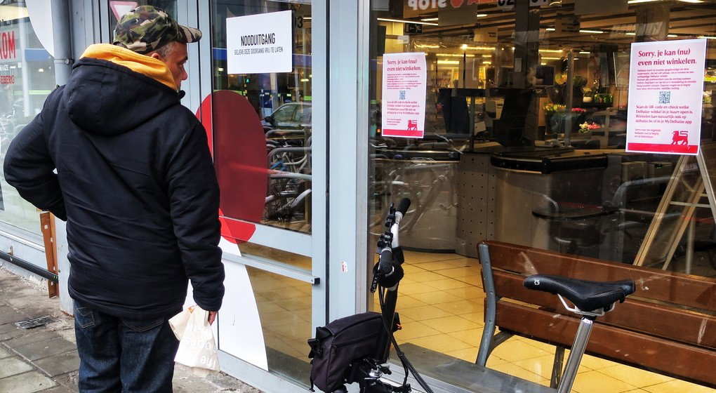 Supermarché Magasin Delhaize Fermé Grève - Belga Philippe François