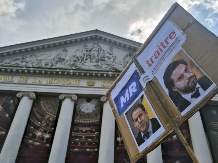 Workers and sympathizers of the cultural sector gather at the Muntplein - Place de la Monnaie square in Brussels for an action during a national strike of socialist trade union FGTB/ABVV and Christian union CSC/ACV, Monday 31 March 2025. The strike is part of a national day of action to protest against the austerity and pension reforms of the federal government. BELGA PHOTO TIMON RAMBOER