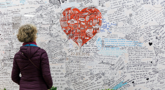 Une minute de silence dans la station de métro Maelbeek